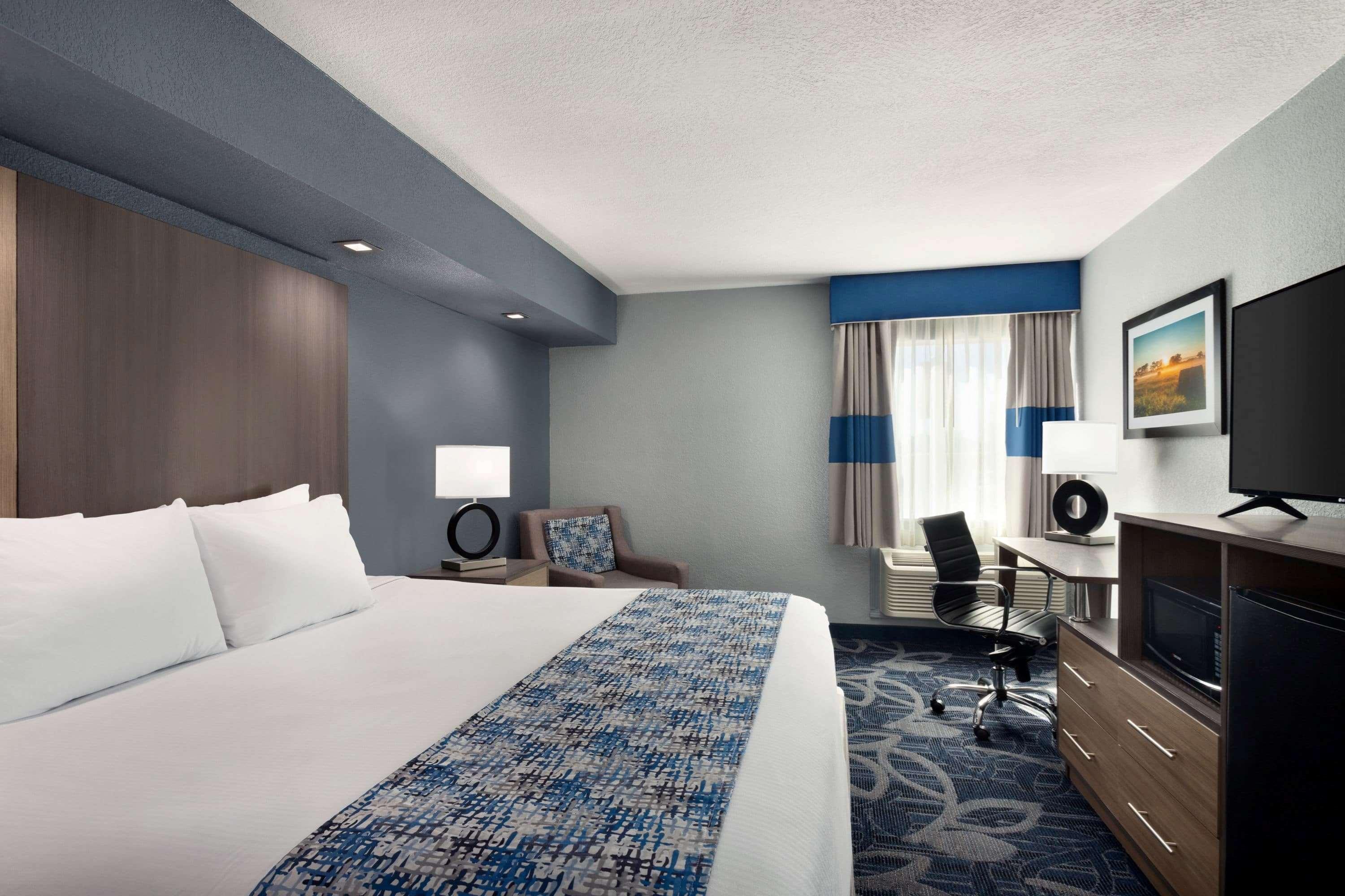 Baymont Inn & Suites Shawnee Buitenkant foto