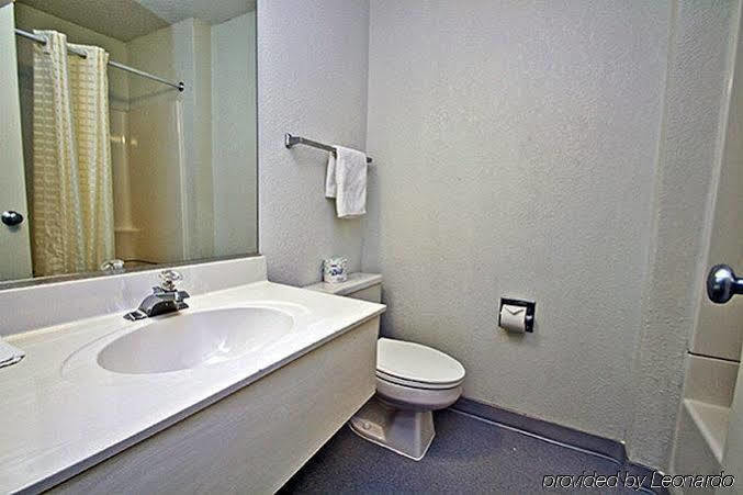 Baymont Inn & Suites Shawnee Buitenkant foto