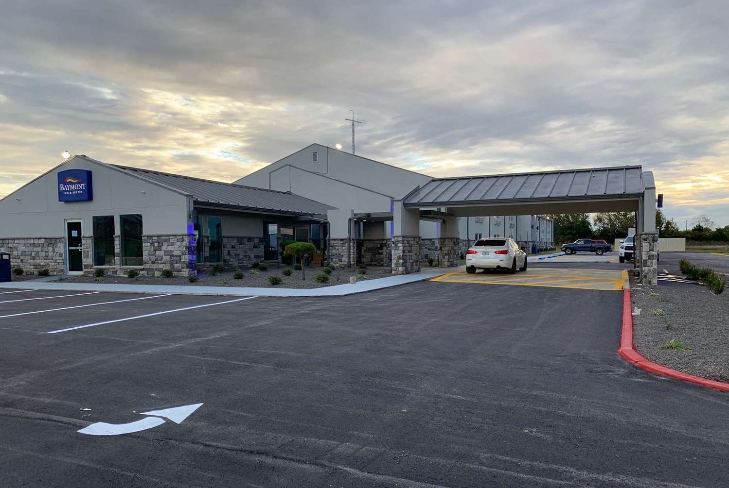 Baymont Inn & Suites Shawnee Buitenkant foto