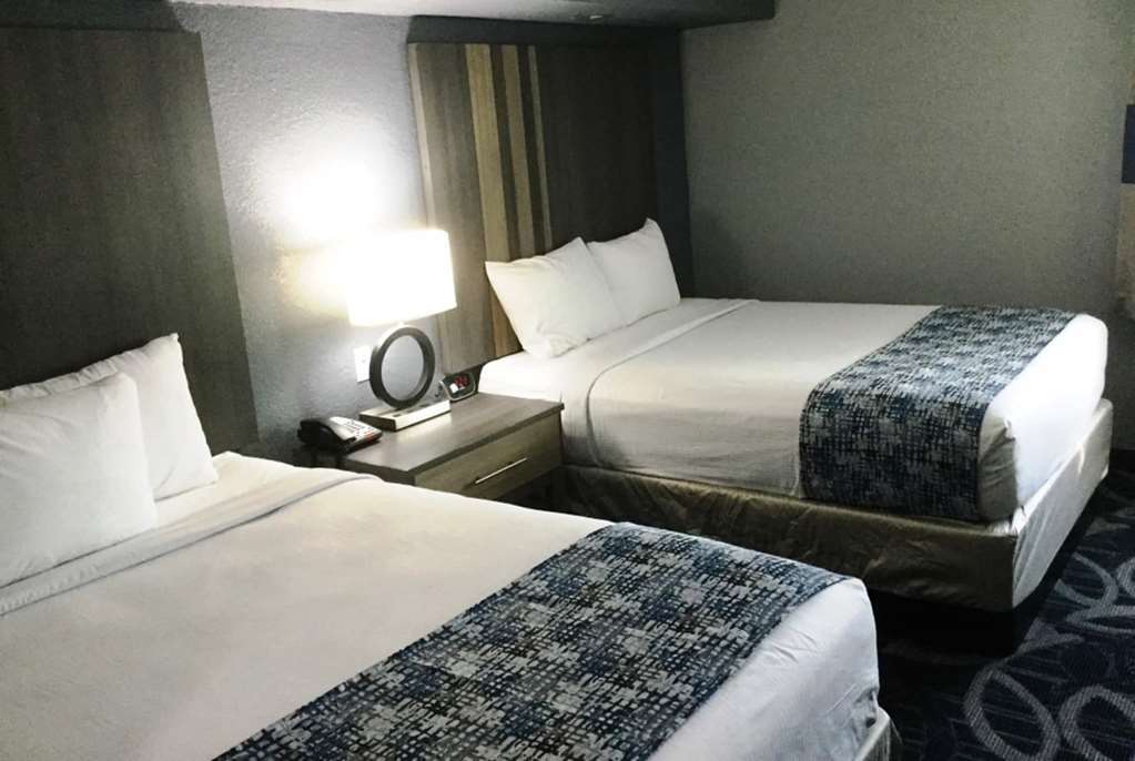 Baymont Inn & Suites Shawnee Kamer foto