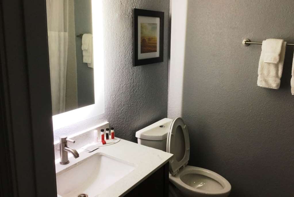 Baymont Inn & Suites Shawnee Kamer foto