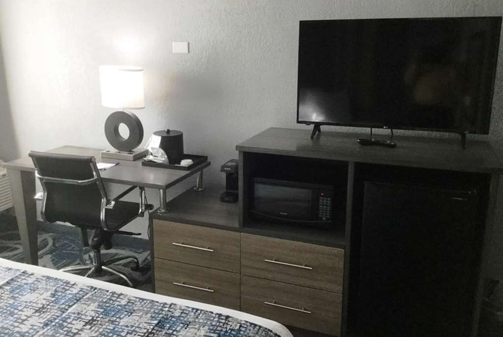 Baymont Inn & Suites Shawnee Kamer foto